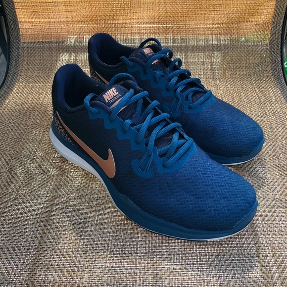 Nike Shoes - Nike Training Shoes